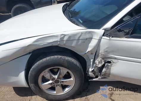 2006 Pontiac Grand Prix z USA, uszkodzony, nr VIN 2G2WP552461105185